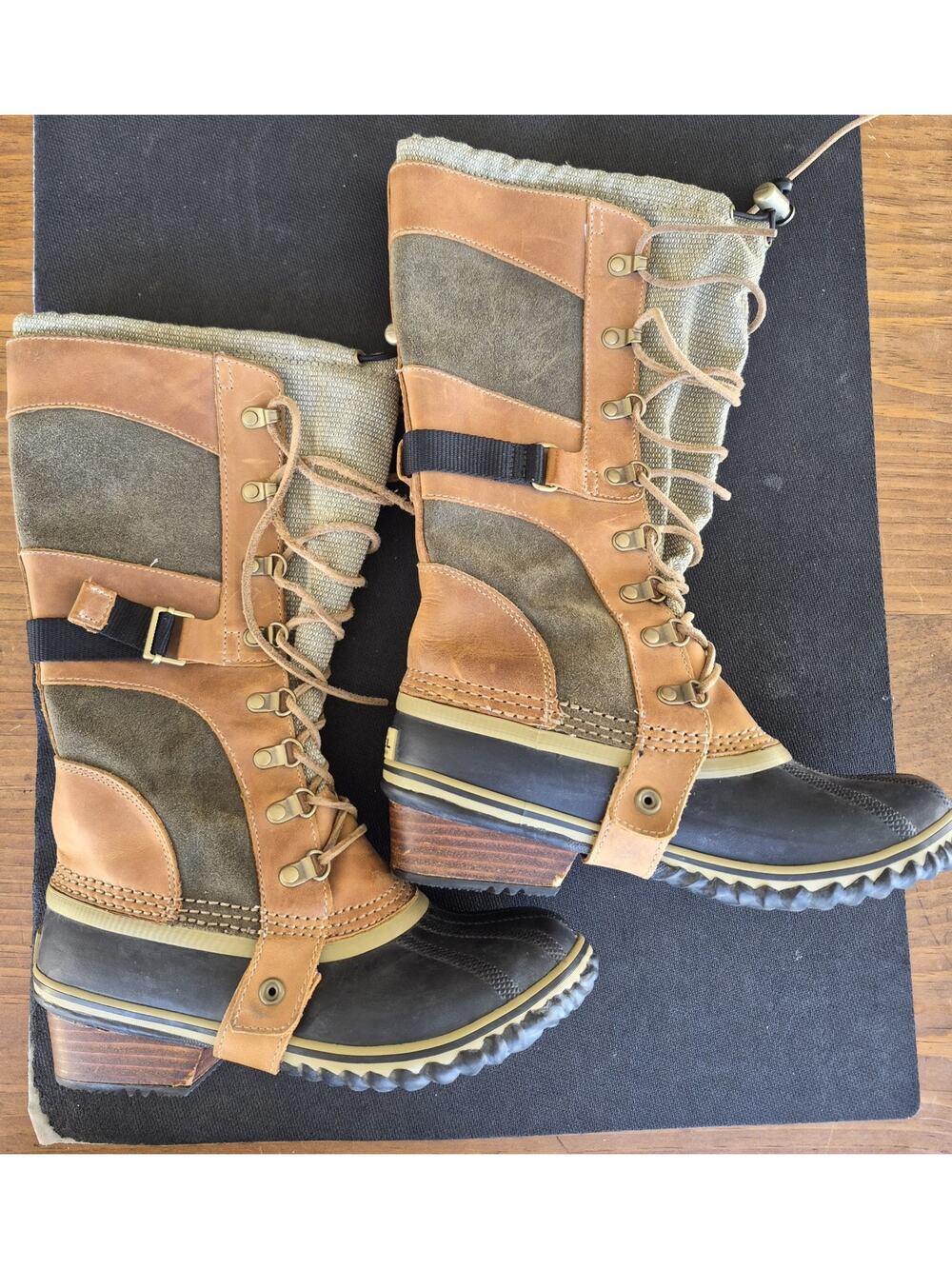 Sorel Conquest Carly Women's Waterproof Boots Size 7